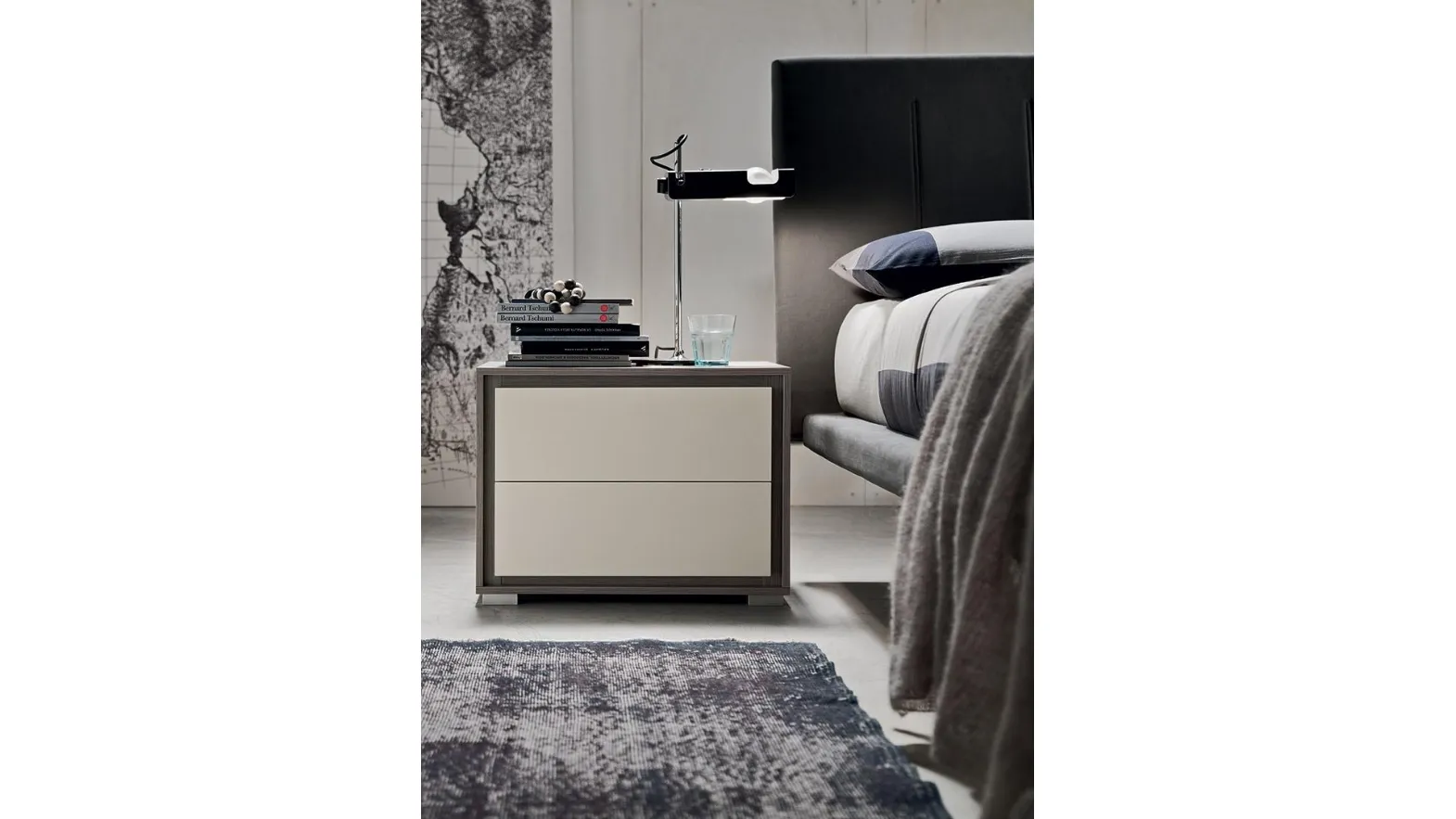 Bedside table Grip in Grey Elm and Lacquered by Maronese Acf