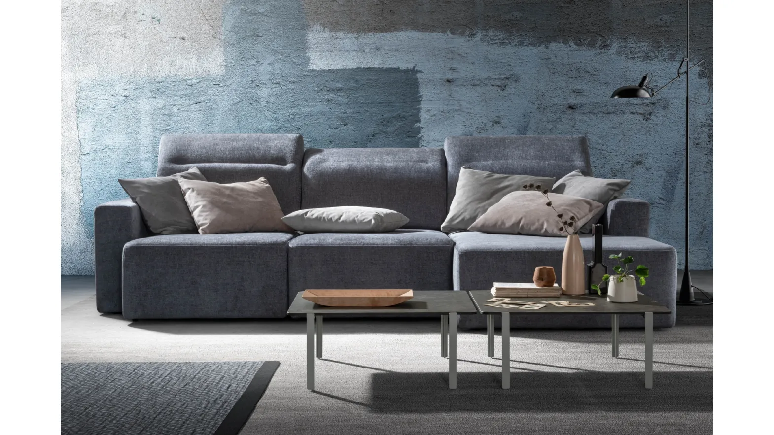 Linear fabric sofa with removable seats Glide by Samoa