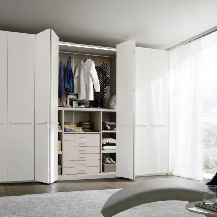 Wardrobe with folding doors model S75