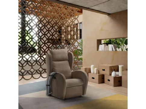 Carla Wellness Lift Relax Armchair